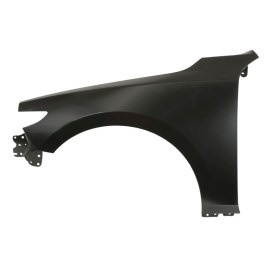 Błotnik przód L MAZDA 3 BP Sedan 19r. -