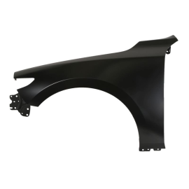 Błotnik przód L MAZDA 3 BP Sedan 19r. -